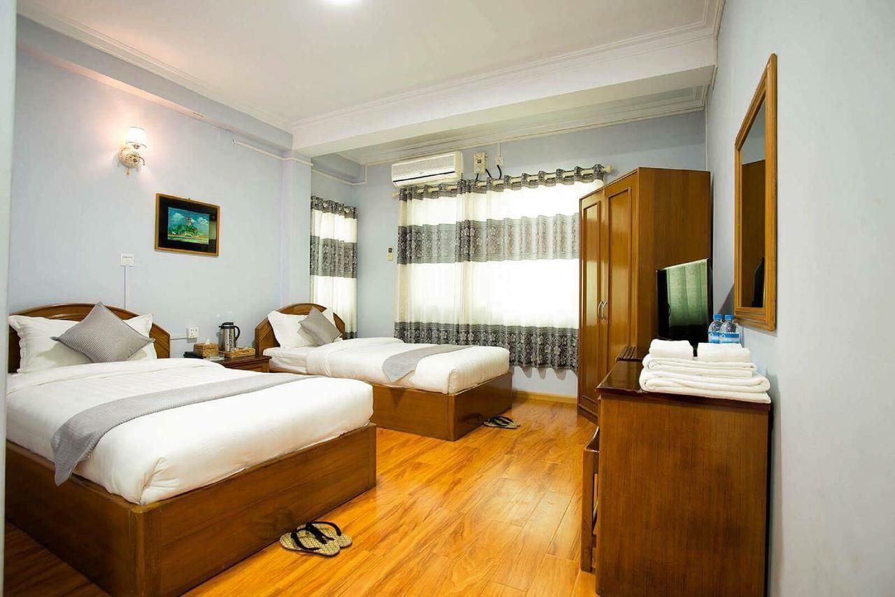 Thiha Bala Hotel Pyin U Lwin Exterior foto