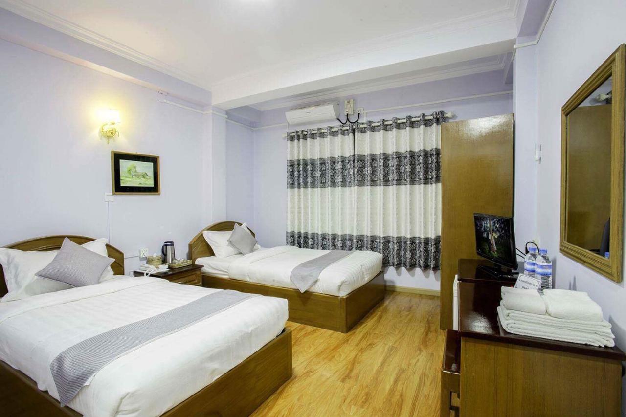 Thiha Bala Hotel Pyin U Lwin Exterior foto